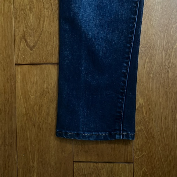 GAP Blue Straight Cuff Jeans Size 4 Mid-Rise Medium Wash Classic Casual - Picture 7 of 12